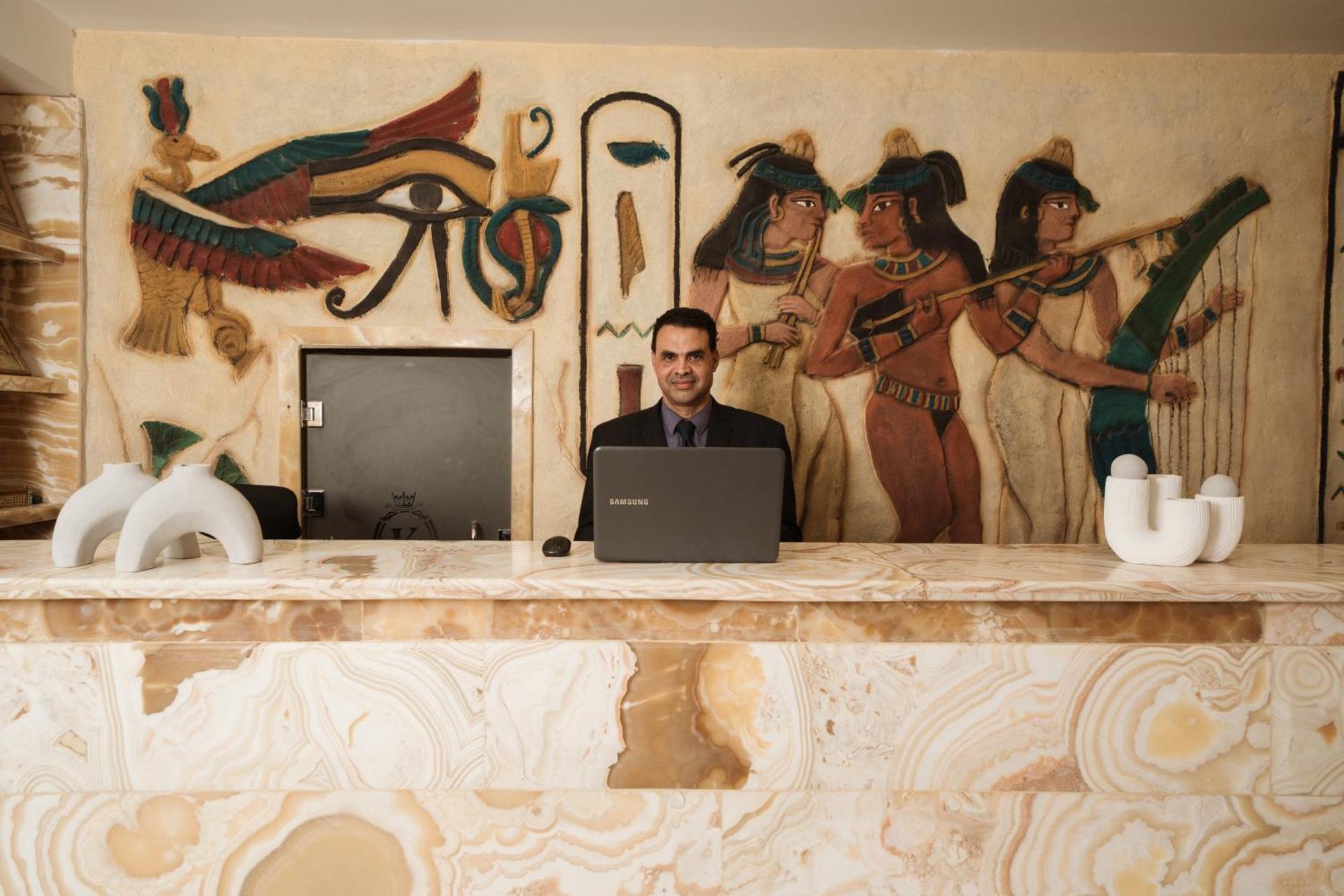 King Pyramids View Hotel Kafrat al Jabal Exterior foto
