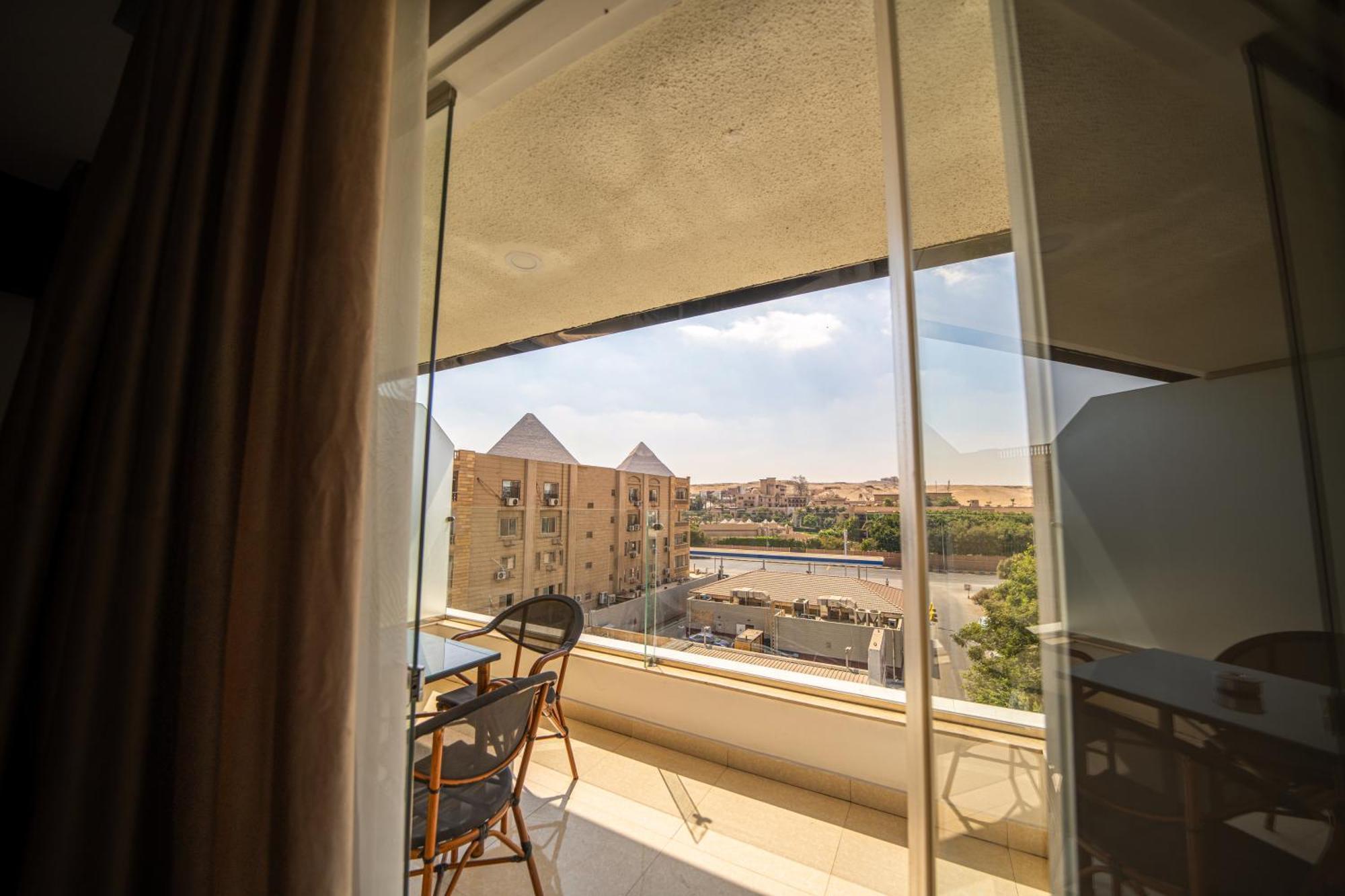 King Pyramids View Hotel Kafrat al Jabal Exterior foto